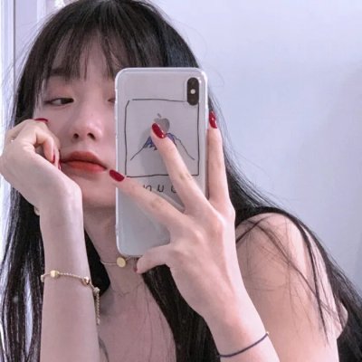 贞伊海报