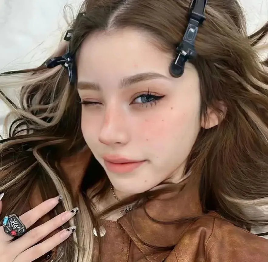 小精灵2海报
